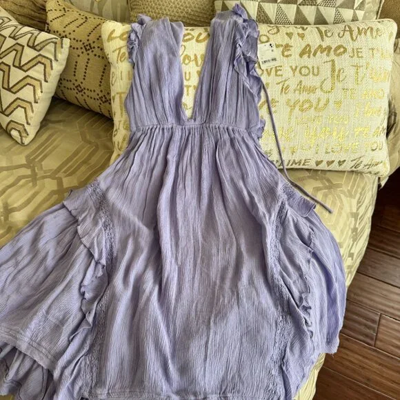 FREE PEOPLE - NEW WITH TAGS "More Is More Mini" - Picture 1 of 6